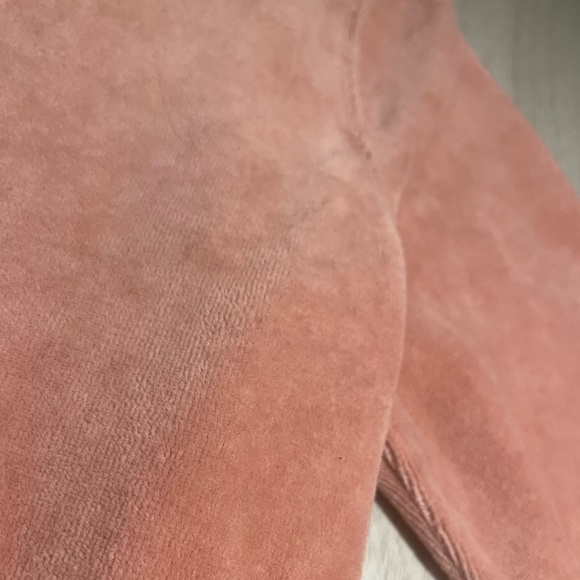 Woman’s dusty pink set. - Picture 5 of 9